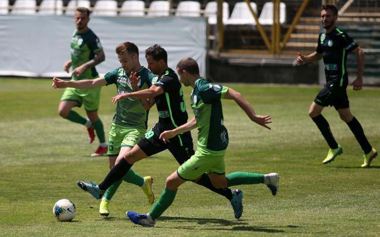 Ismét döntetlen a Paks ellen