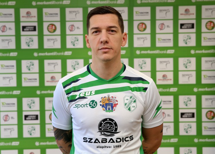 Válogatott támadót igazoltunk