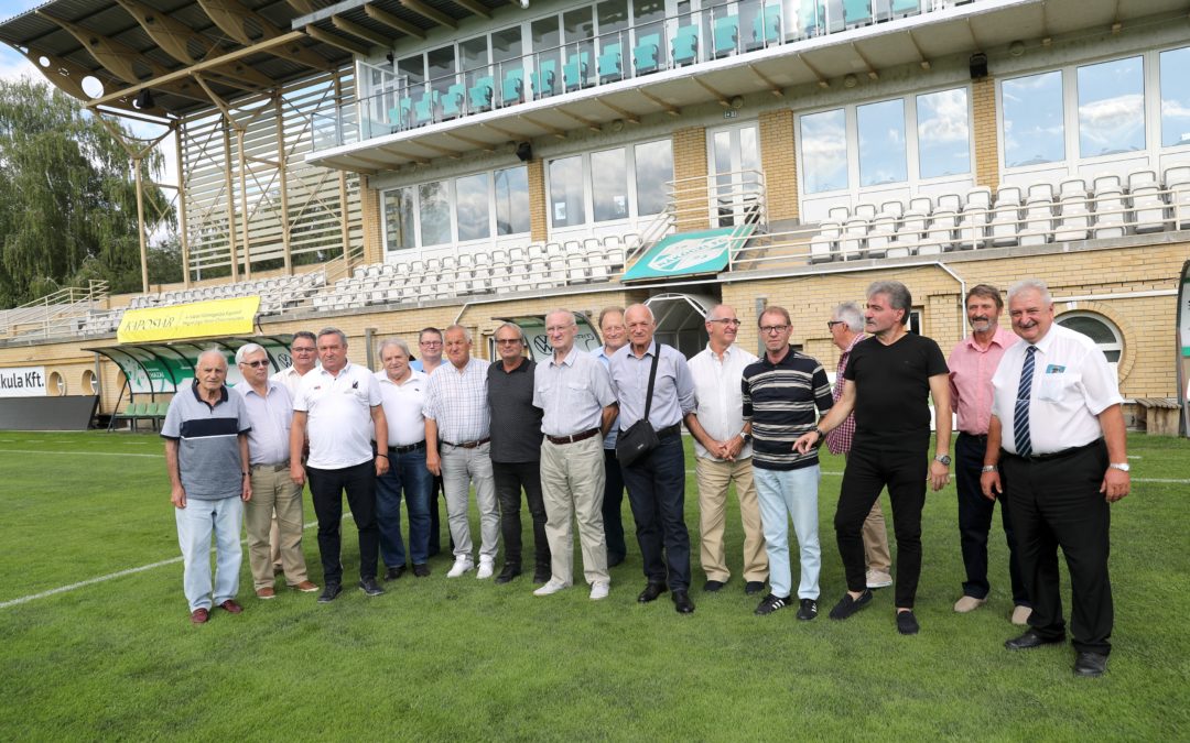 Meglepetésvendéggel idézték fel a múltat