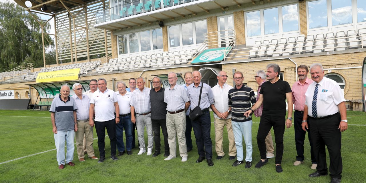 Meglepetésvendéggel idézték fel a múltat