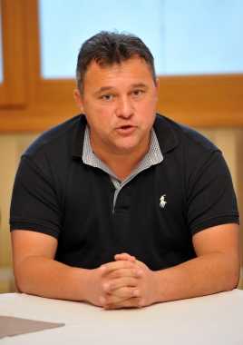 Artner Tamás
